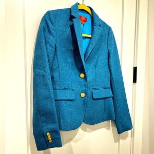 Blue wool elegant spring blazer.